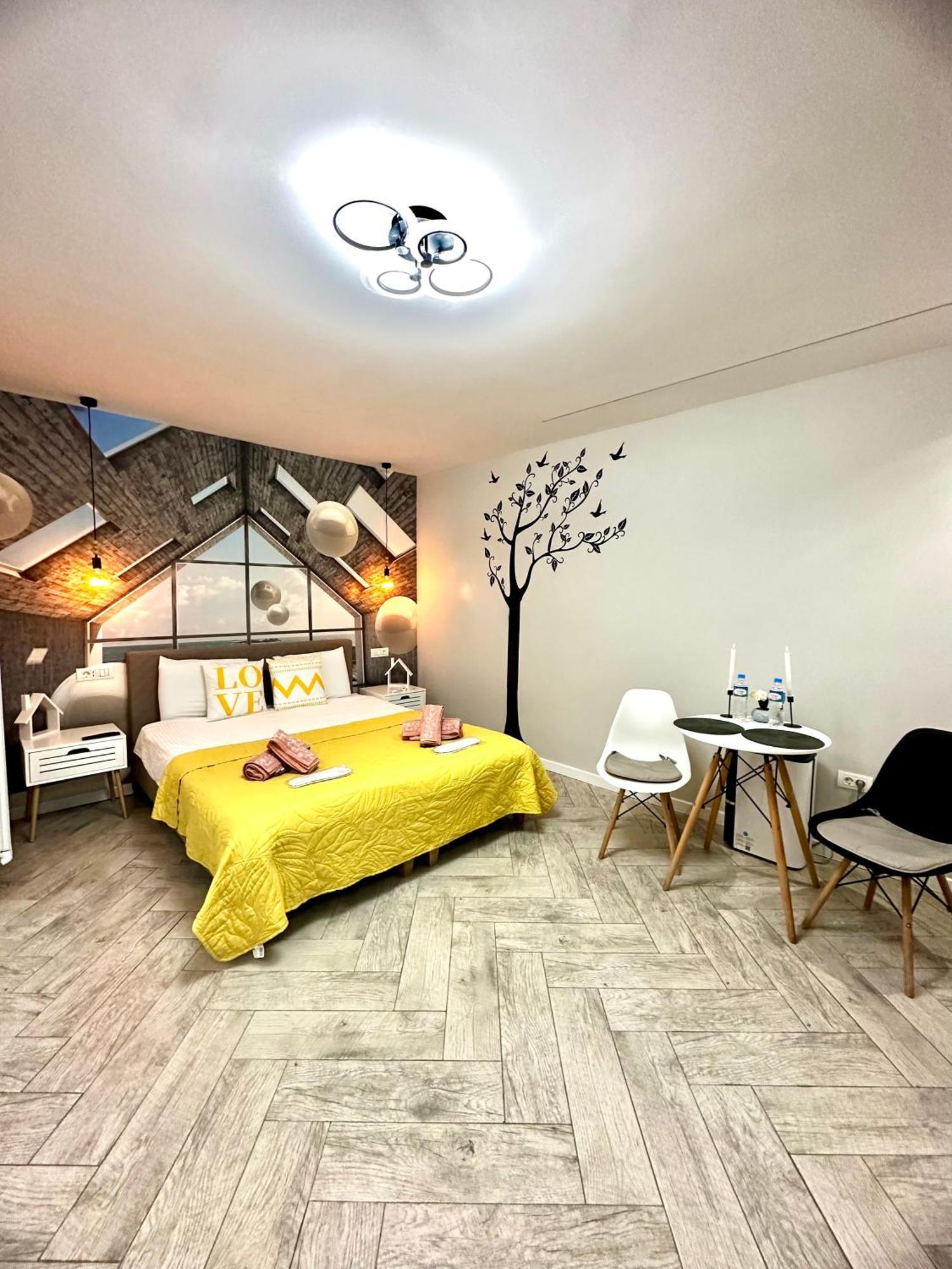 Stay Inn Central Brasov Ap 4 Exterior photo