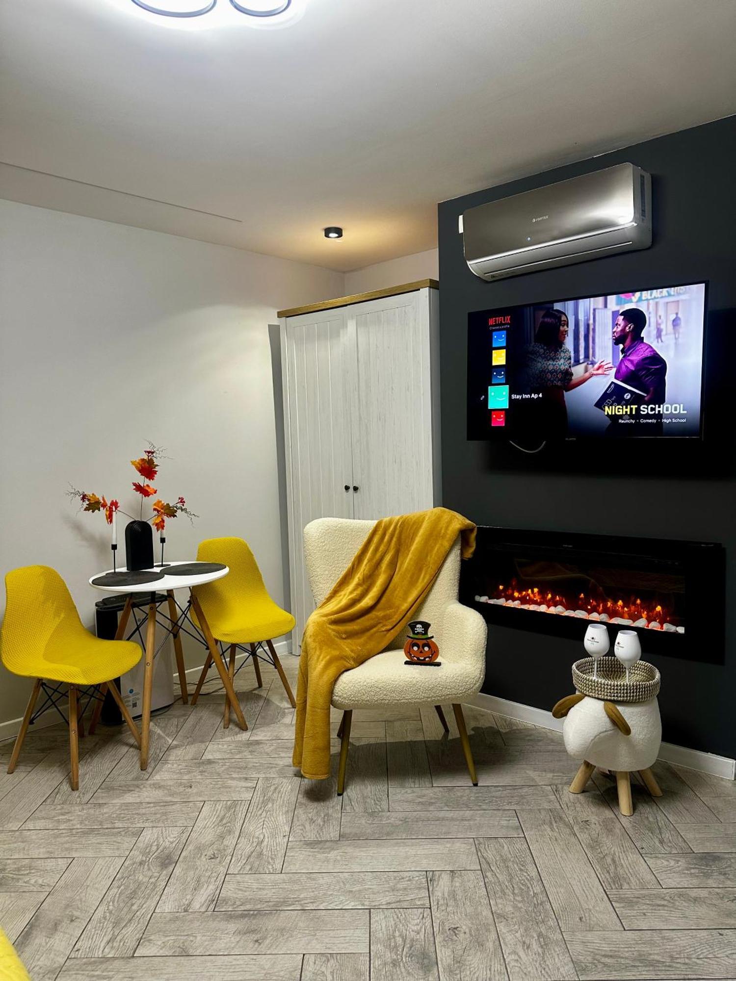 Stay Inn Central Brasov Ap 4 Exterior photo